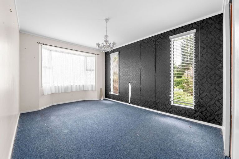 Photo of property in 77 Foster Road, Temple View, Hamilton, 3290