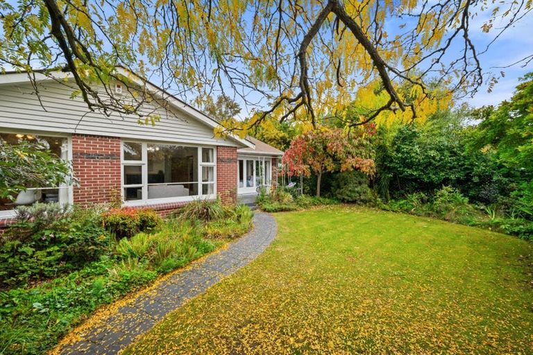 Photo of property in 39 Rountree Street, Upper Riccarton, Christchurch, 8041