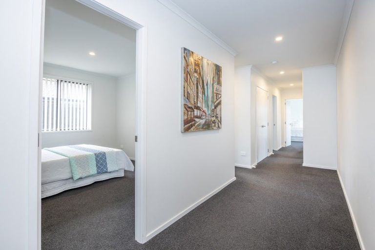 Photo of property in 8 Ladeira Place, Fitzroy, Hamilton, 3206