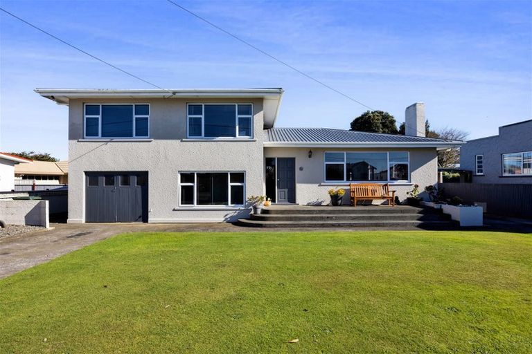 Photo of property in 41 Vogel Street, Hawera, 4610