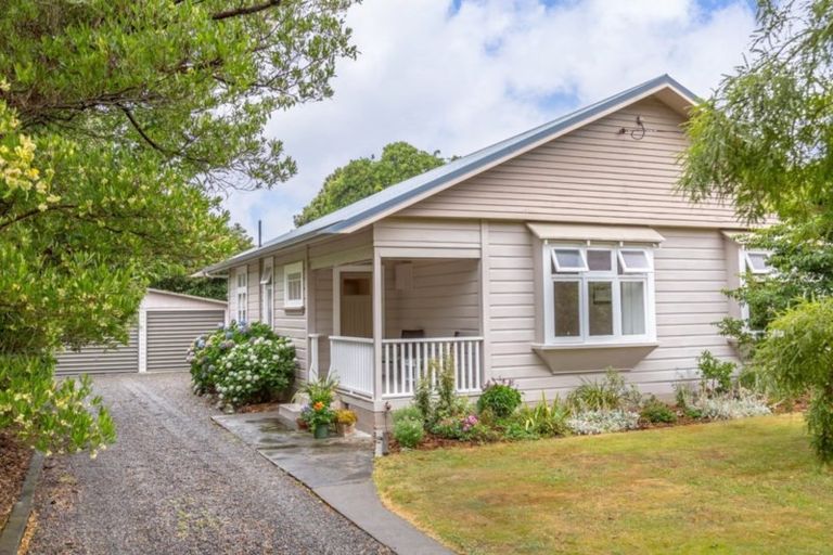 Photo of property in 30 Bell Street, Featherston, 5710