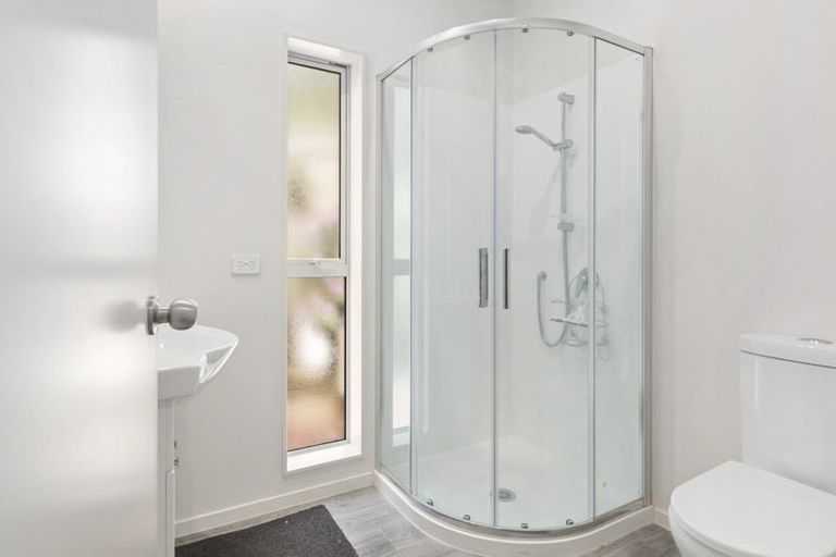 Photo of property in 27a Dominica Crescent, Grenada Village, Wellington, 6037