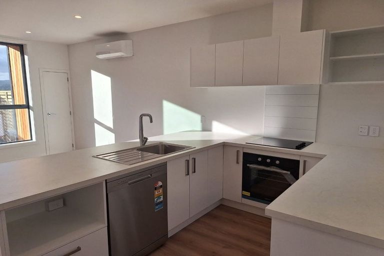 Photo of property in 21/33 Raukawa Street, Stokes Valley, Lower Hutt, 5019