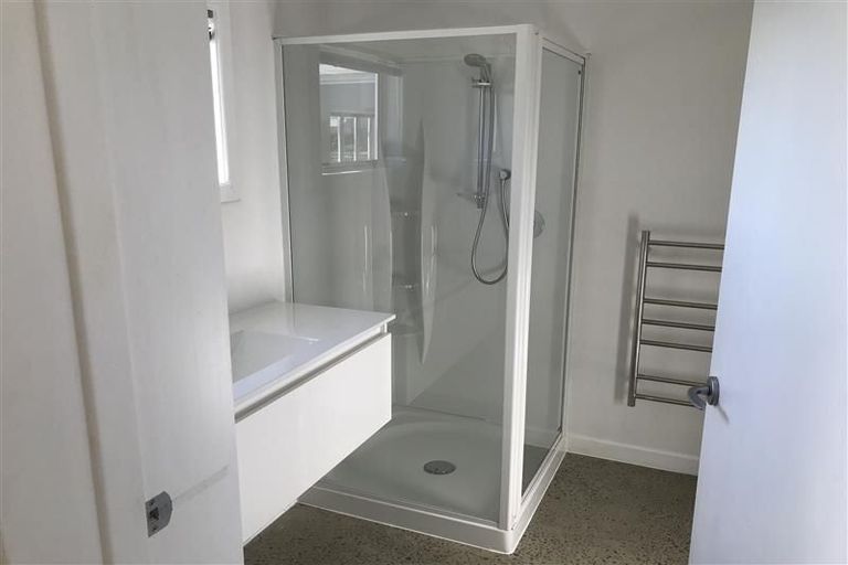 Photo of property in 11 Jeffs Road, Dairy Flat, Albany, 0794