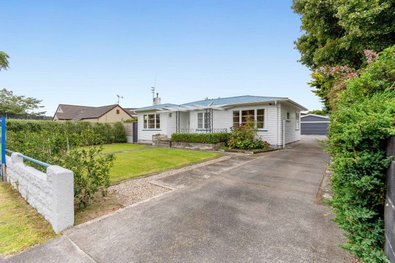 Photo of property in 24 Queen Street, Feilding, 4702