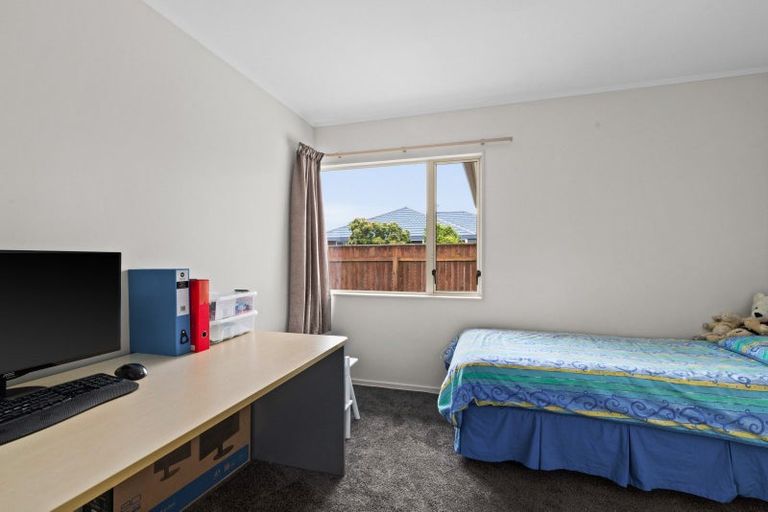Photo of property in 34 Avondale Road, Taradale, Napier, 4112