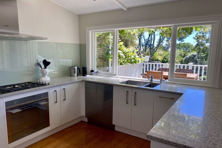 Photo of property in 108 Calliope Road, Stanley Point, Auckland, 0624