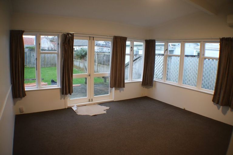 Photo of property in 9 Athlone Crescent, Boulcott, Lower Hutt, 5011