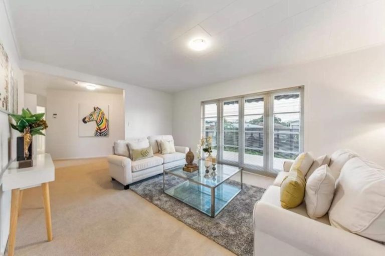 Photo of property in 1/30 Imrie Avenue, Mangere, Auckland, 2022