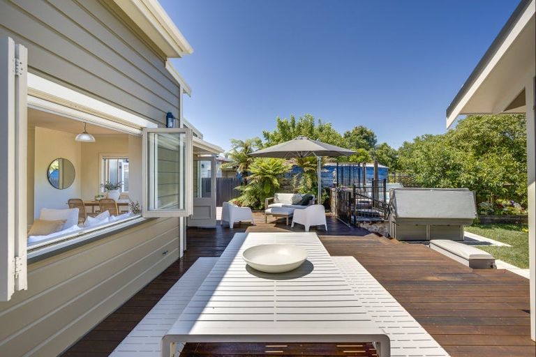 Photo of property in 14 Hall Street, Napier South, Napier, 4110