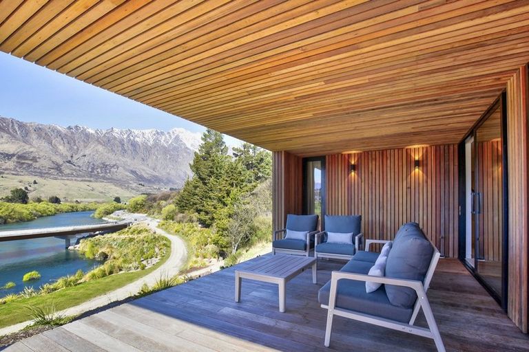 Photo of property in 13 Old Homestead Place, Kawarau Falls, Queenstown, 9300