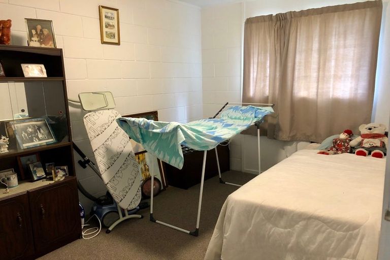 Photo of property in 2/109 Sycamore Drive, Sunnynook, Auckland, 0620