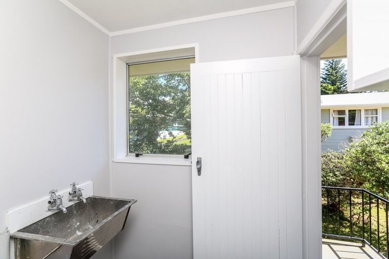 Photo of property in 10 Tavistock Street, Westown, New Plymouth, 4310