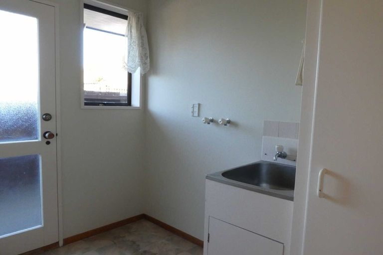 Photo of property in 8 Algie Place, Avonhead, Christchurch, 8042