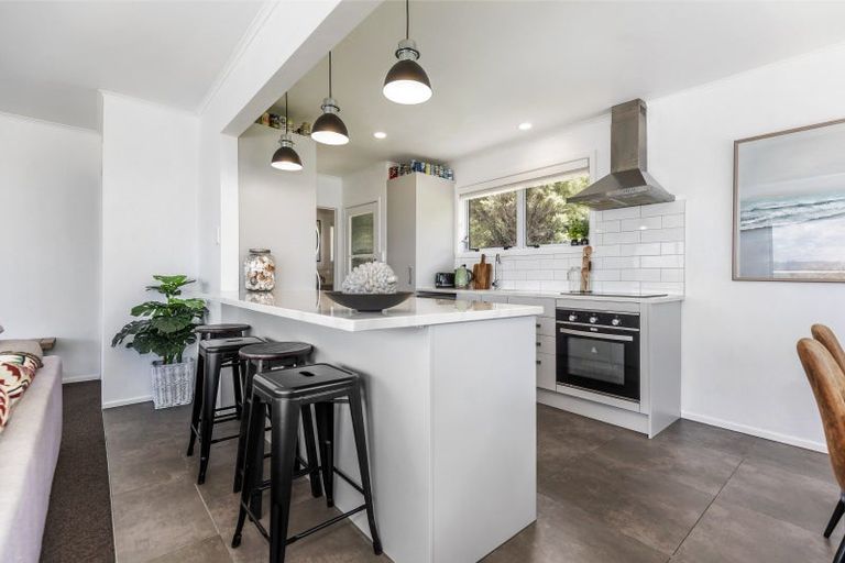 Photo of property in 70 Upper Whangateau Road, Big Omaha, 0985