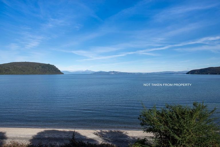 Photo of property in 3 Okaia Drive, Kinloch, Taupo, 3377