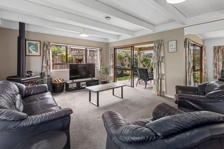 Photo of property in 28 Tawhai Place, Parahaki, Whangarei, 0112