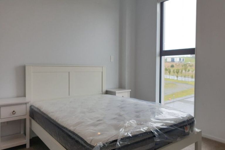 Photo of property in 302/3 Kaipiho Lane, Albany, Auckland, 0632