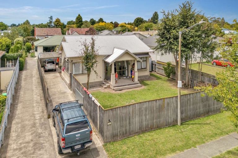 Photo of property in 804 Victoria Street, Parkvale, Hastings, 4122