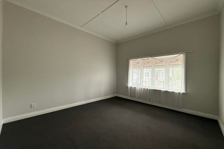 Photo of property in 28 Donald Mclean Street, Newtown, Wellington, 6021