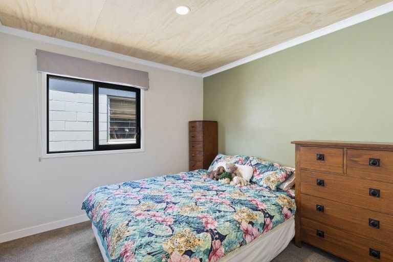 Photo of property in 19 Mangati Road, Bell Block, New Plymouth, 4312