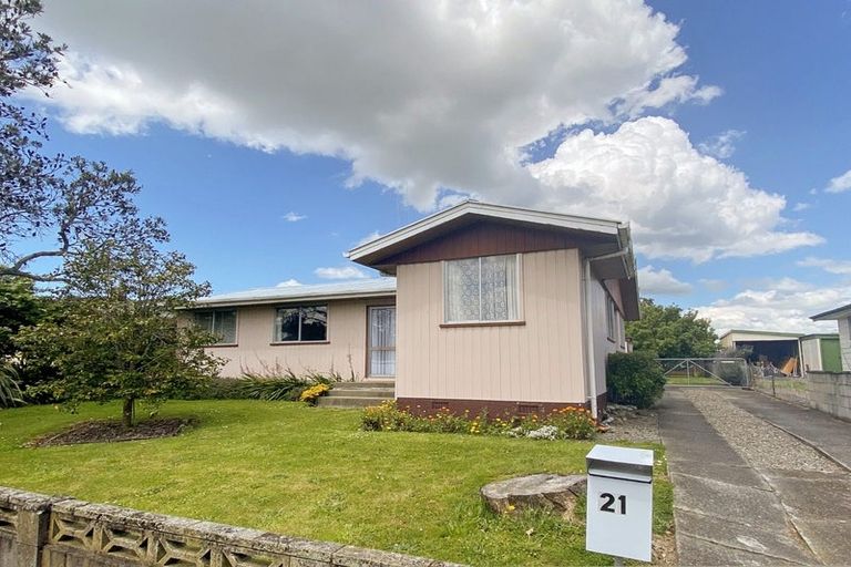 Photo of property in 21 Dampier Avenue, Awapuni, Palmerston North, 4412