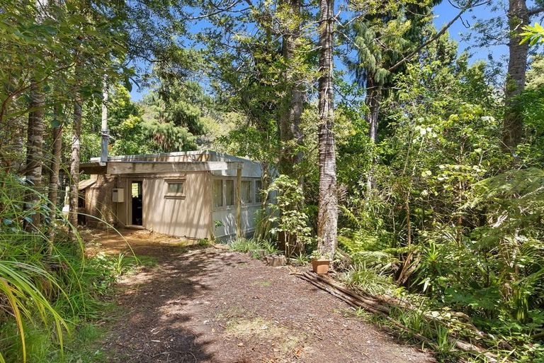 Photo of property in 61 Whatipu Road, Huia, Auckland, 0604