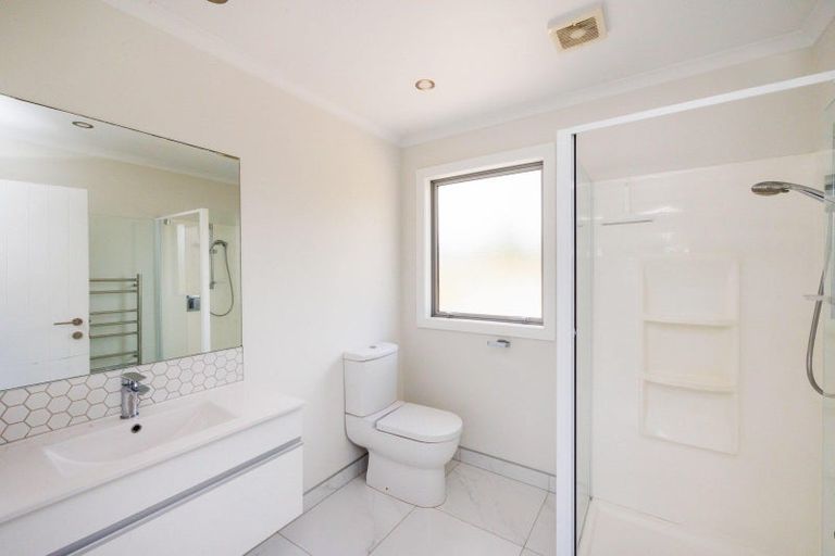 Photo of property in 7 Tower Place, Fitzherbert, Palmerston North, 4410