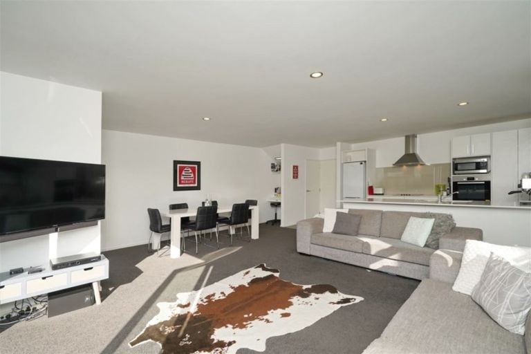 Photo of property in 4/20 Old Red Barn Road, Halswell, Christchurch, 8025