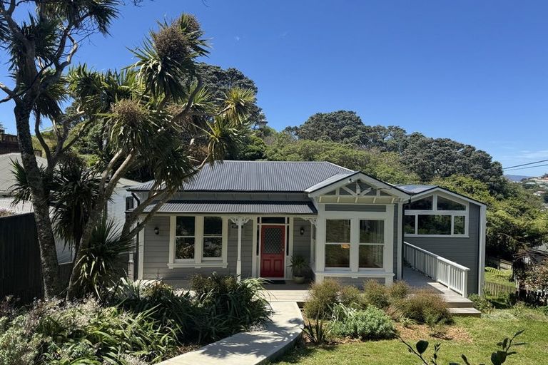 Photo of property in 67 Mitchell Street, Brooklyn, Wellington, 6021