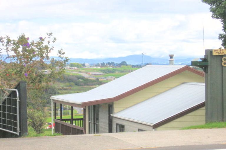 Photo of property in 83 Cambridge Road, Bethlehem, Tauranga, 3110