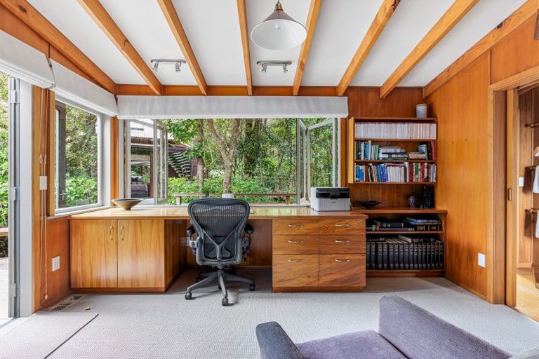 Photo of property in 68-70 Matakatia Parade, Matakatia, Whangaparaoa, 0930