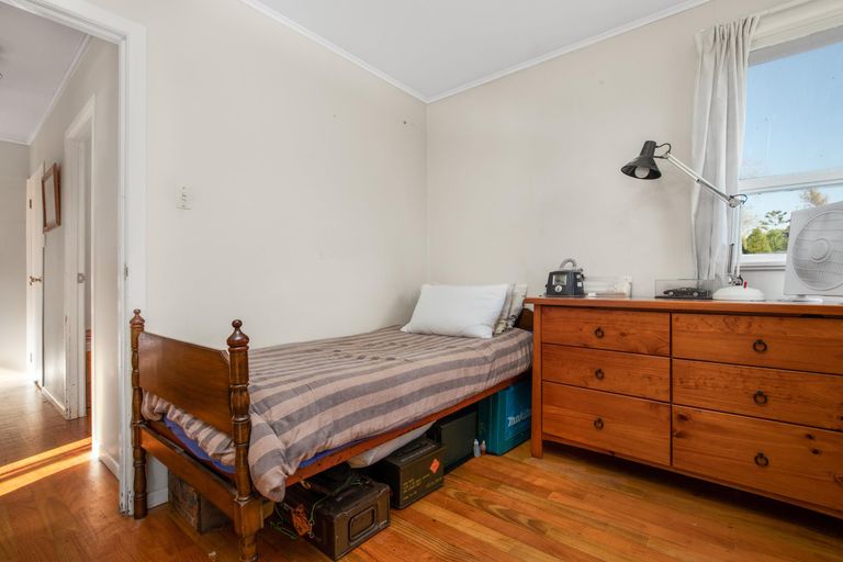 Photo of property in 12 Jupiter Street, Rosehill, Papakura, 2113