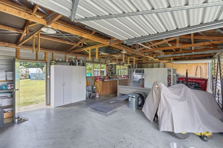 Photo of property in 4037b Far Road North, Pukenui, 0484