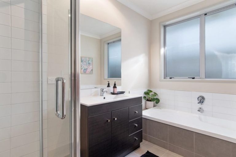 Photo of property in 105 Hawkridge Heights, Bethlehem, Tauranga, 3110