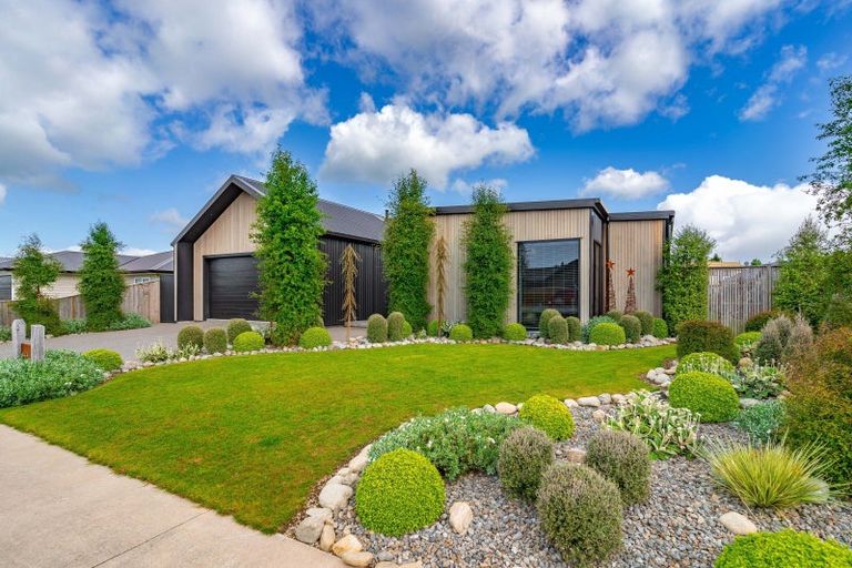 Photo of property in 54 Gimson Street, Solway, Masterton, 5810