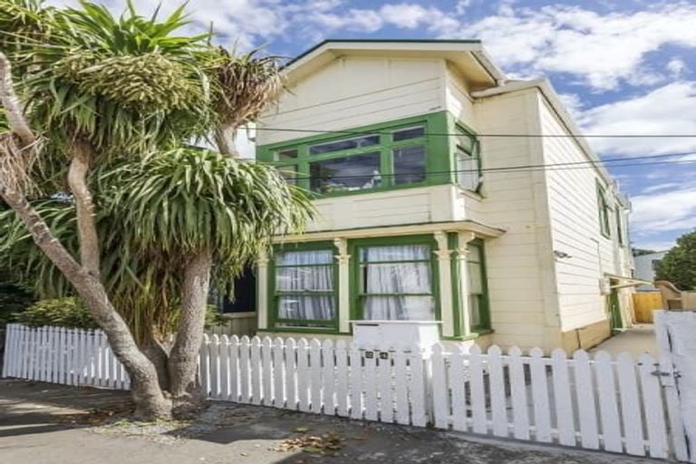 Photo of property in 24 Luxford Street, Berhampore, Wellington, 6023