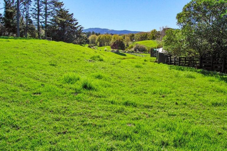 Photo of property in 82 Settlement Road, Kaiwaka, 0573