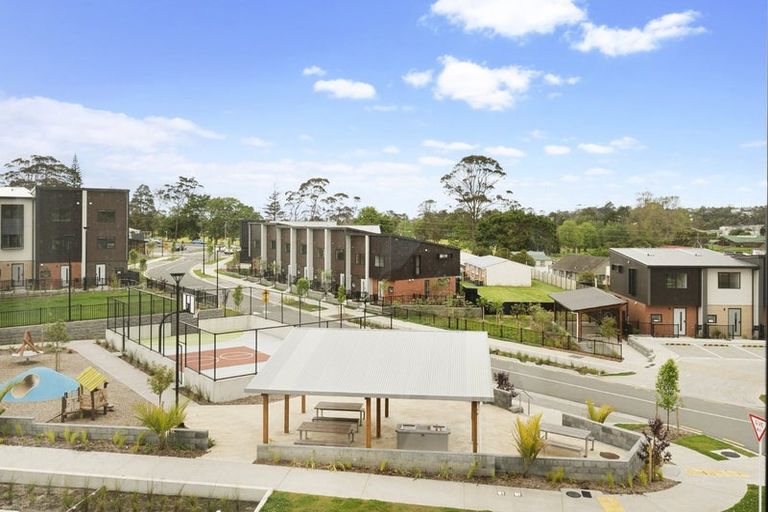 Photo of property in 13/476 West Coast Road, Glen Eden, Auckland, 0602