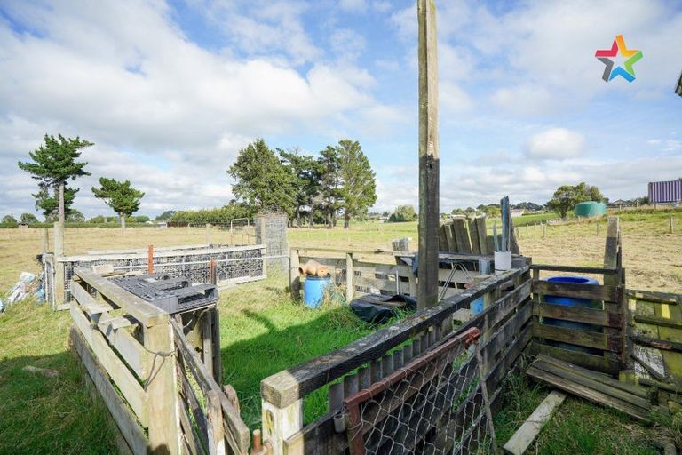 Photo of property in 72 Kirkoswald Street, Wallacetown, 9816