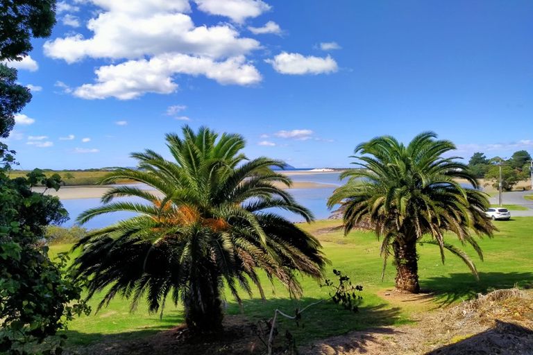 Photo of property in 31 Marsden Point Road, Ruakaka, 0116