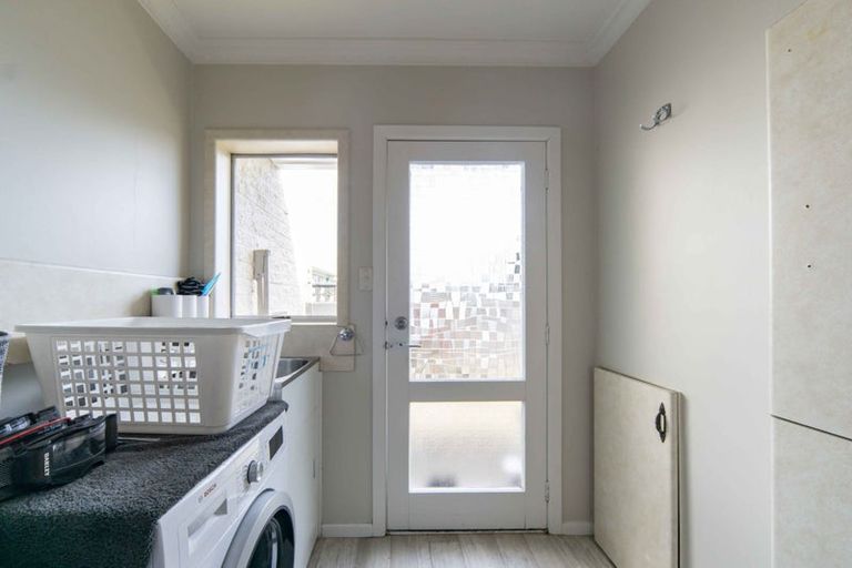 Photo of property in 12 Resthill Crescent, Glenview, Hamilton, 3206