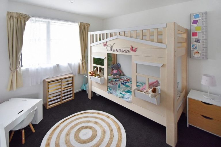 Photo of property in 15 Lakeland Avenue, Twizel, 7901