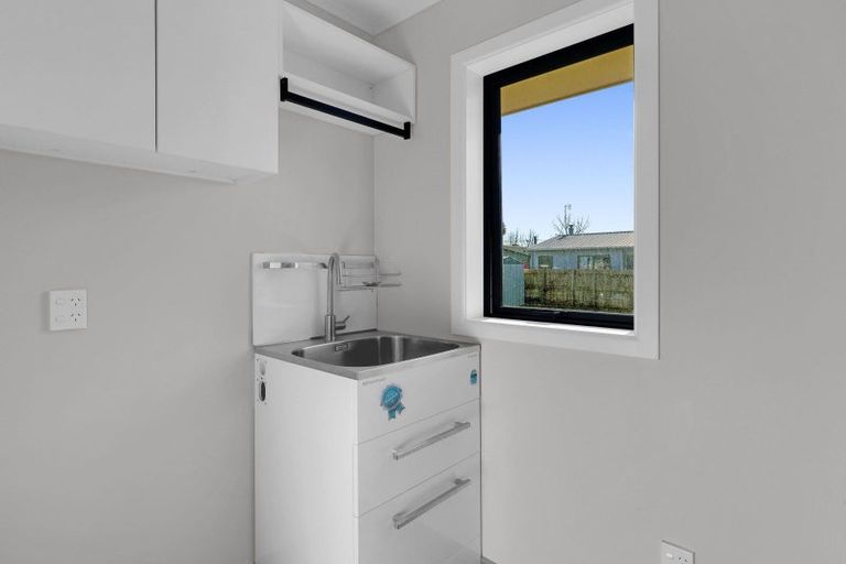 Photo of property in 37 Hendon Road, Fairview Downs, Hamilton, 3214