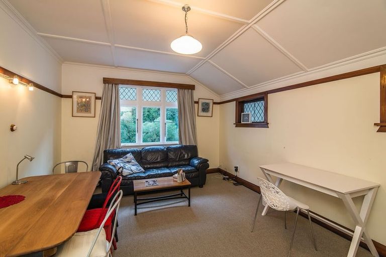 Photo of property in 127 Grant Road, Thorndon, Wellington, 6011