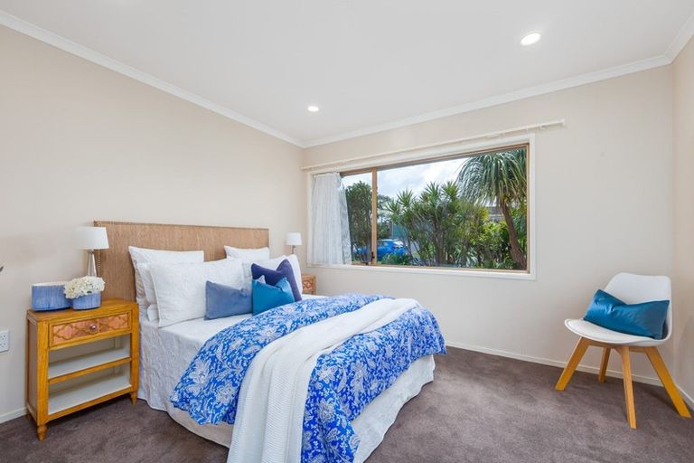 Photo of property in 3 Serrita Avenue, Sunnyhills, Auckland, 2010