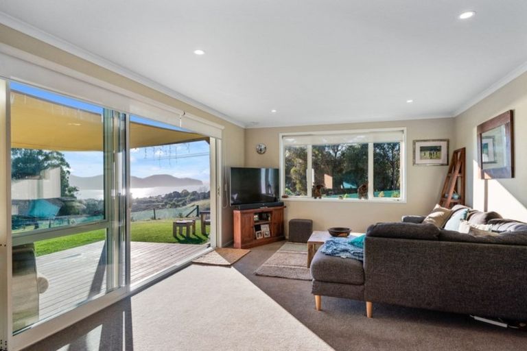 Photo of property in 2 Mount Herbert Peak Road, Diamond Harbour, 8972
