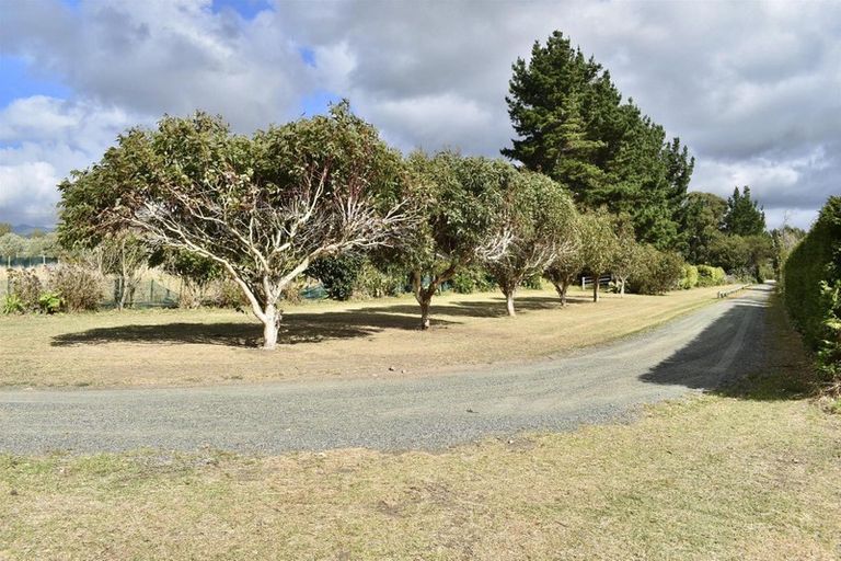 Photo of property in 44 Te Horo Beach Road, Te Horo, Otaki, 5581