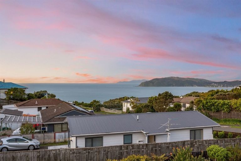 Photo of property in 9 Moki Street, Titahi Bay, Porirua, 5022