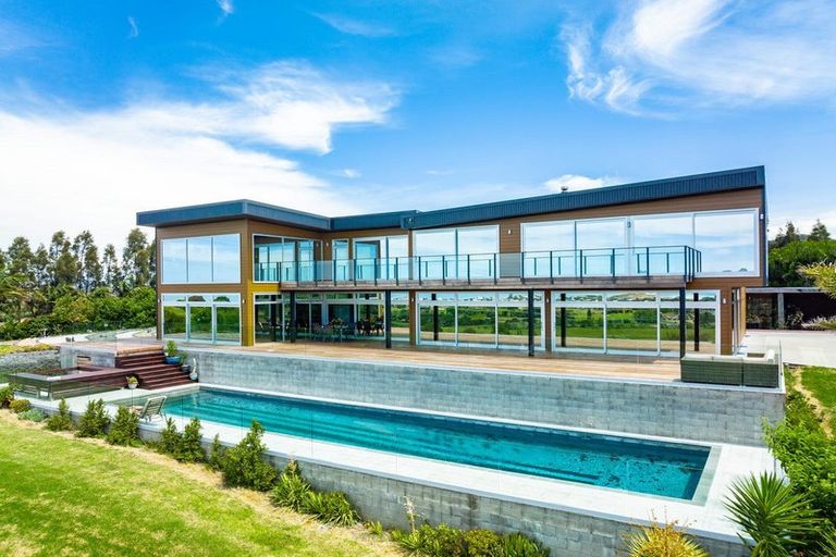 Photo of property in 183 Sandford Road, Ruakaka, Whangarei, 0171